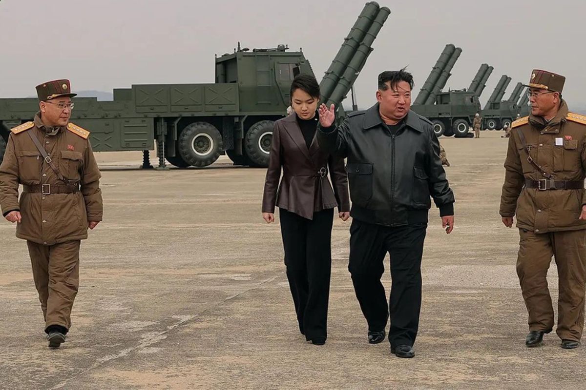 Kim ve halefinden ABD'ye tarihi mesaj! Testi birlikte izlediler