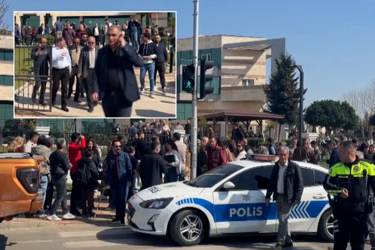 Antalya'da kaymakamlık binasında silah sesleri! Özel harekat devrede