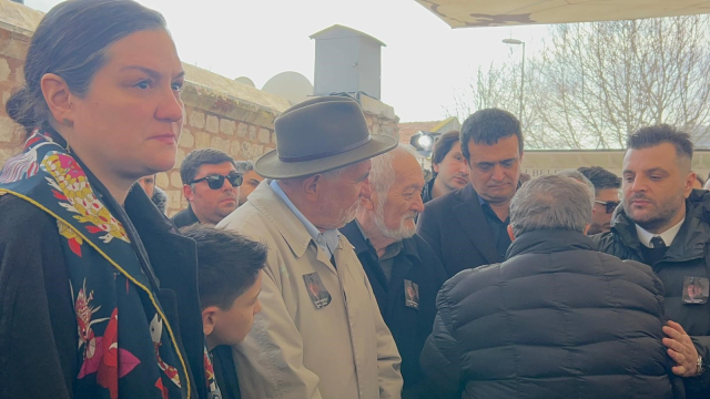 ilber ortayli icin fatih camii nde cenaze toreni 19663086 3700 m