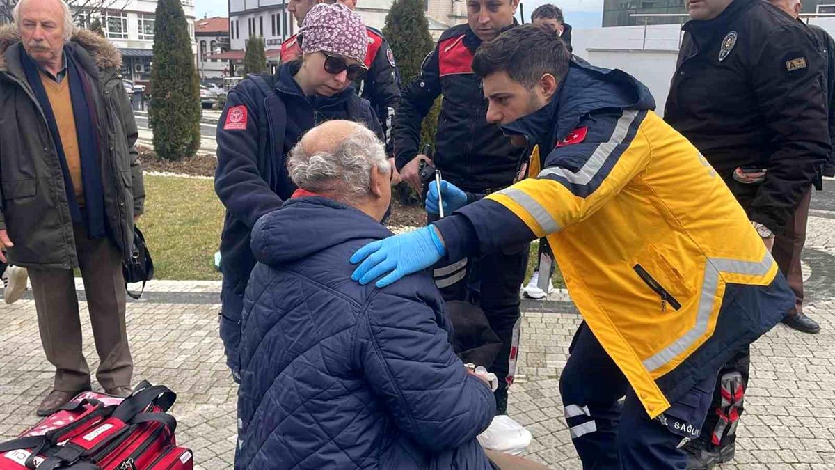Parkta darbettiği yaşlı adamın ölümüne neden olan üniversiteli genç tutuklandı