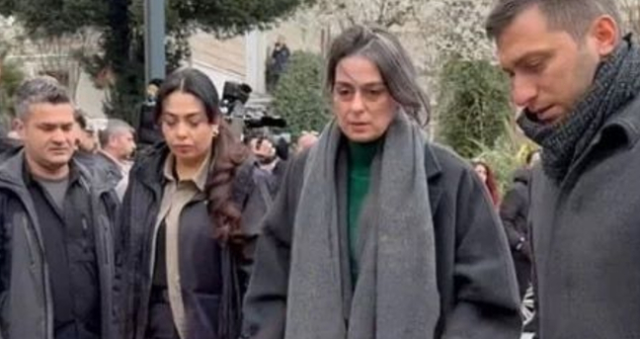 Sinem Dedetaş'ın sağlık durumu nasıl, hastalığı nedir? Sinem Dedetaş yürüteçle mi kullanıyor?