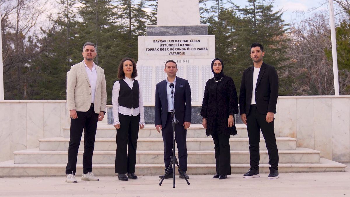 Aksaray'daki öğretmenlerden 'Geçilmedi Çanakkale' klibi