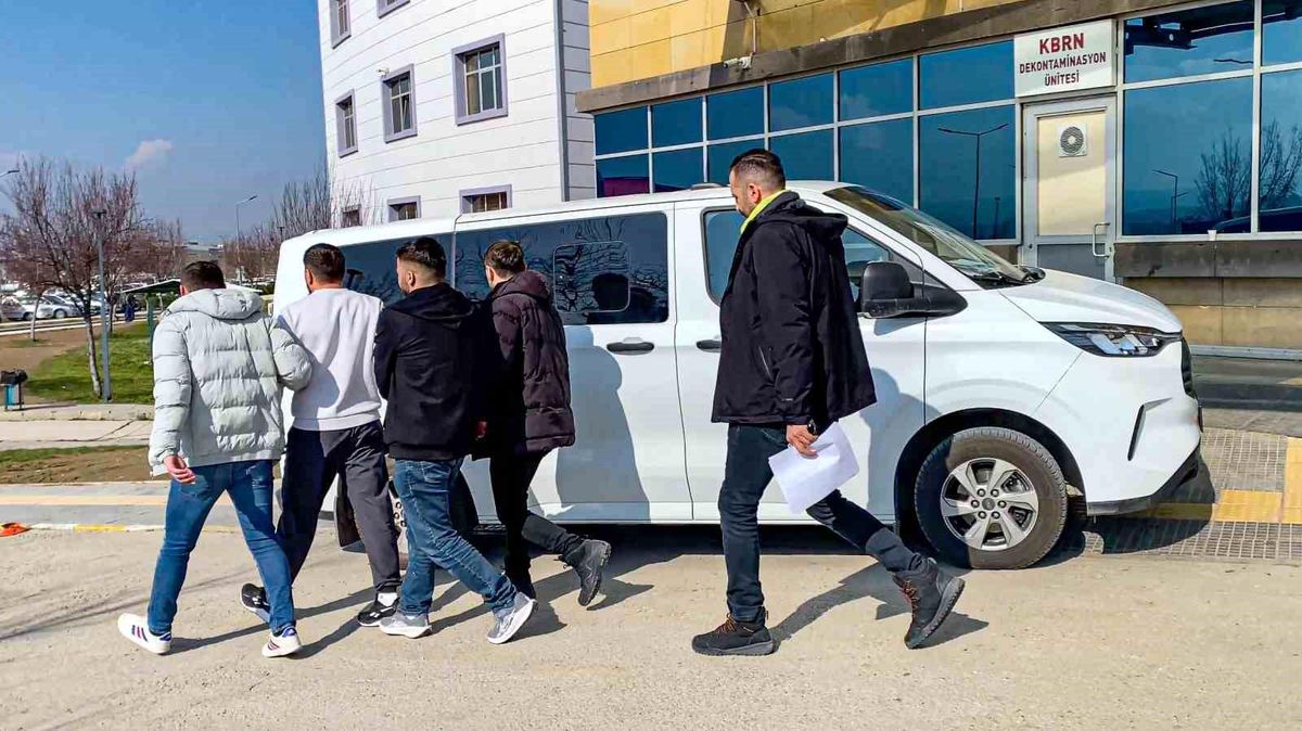 Çorum'da 2 firari hükümlü polis ekiplerince yakalandı