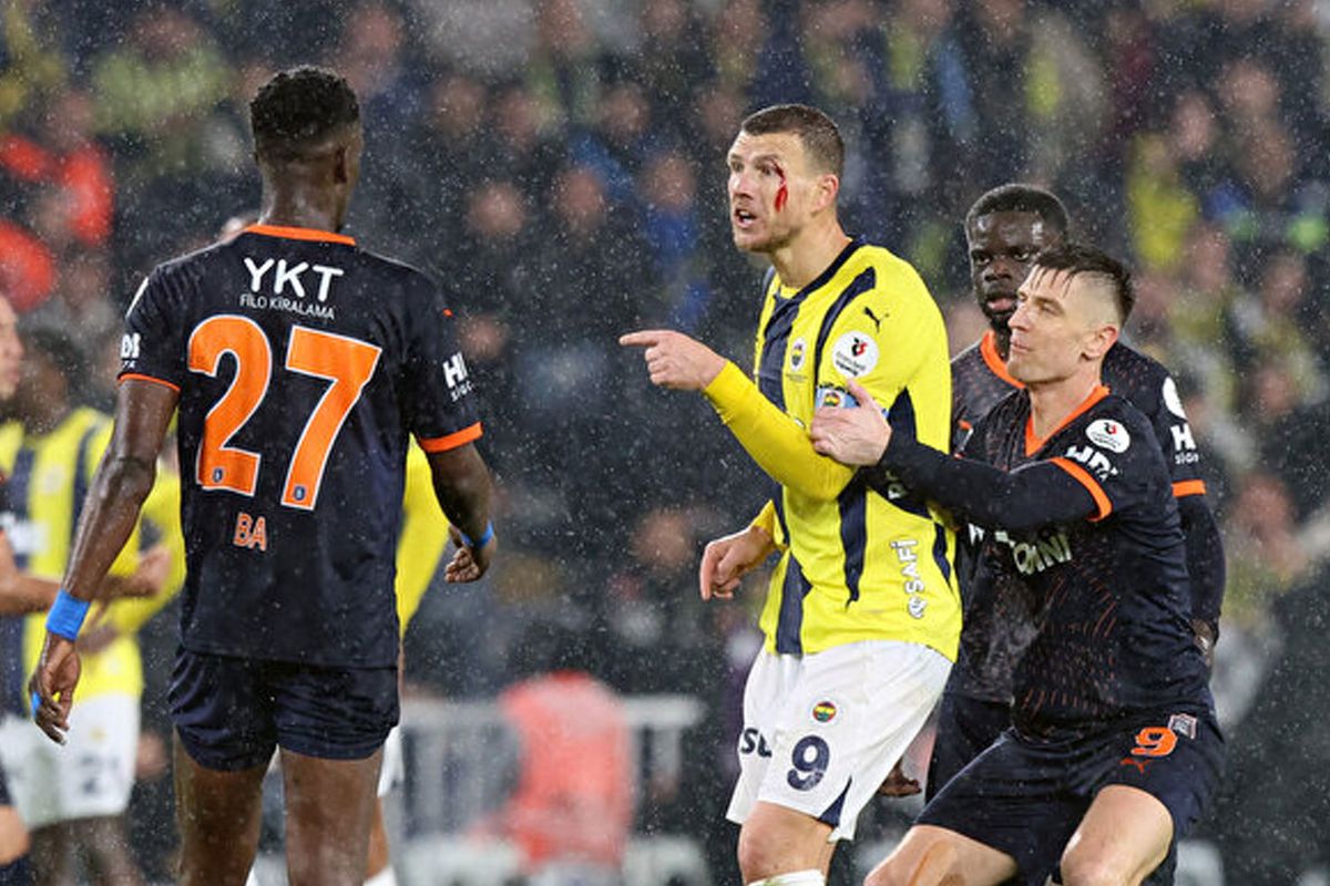 Fenerbahçe'den Dzeko'ya büyük ayıp