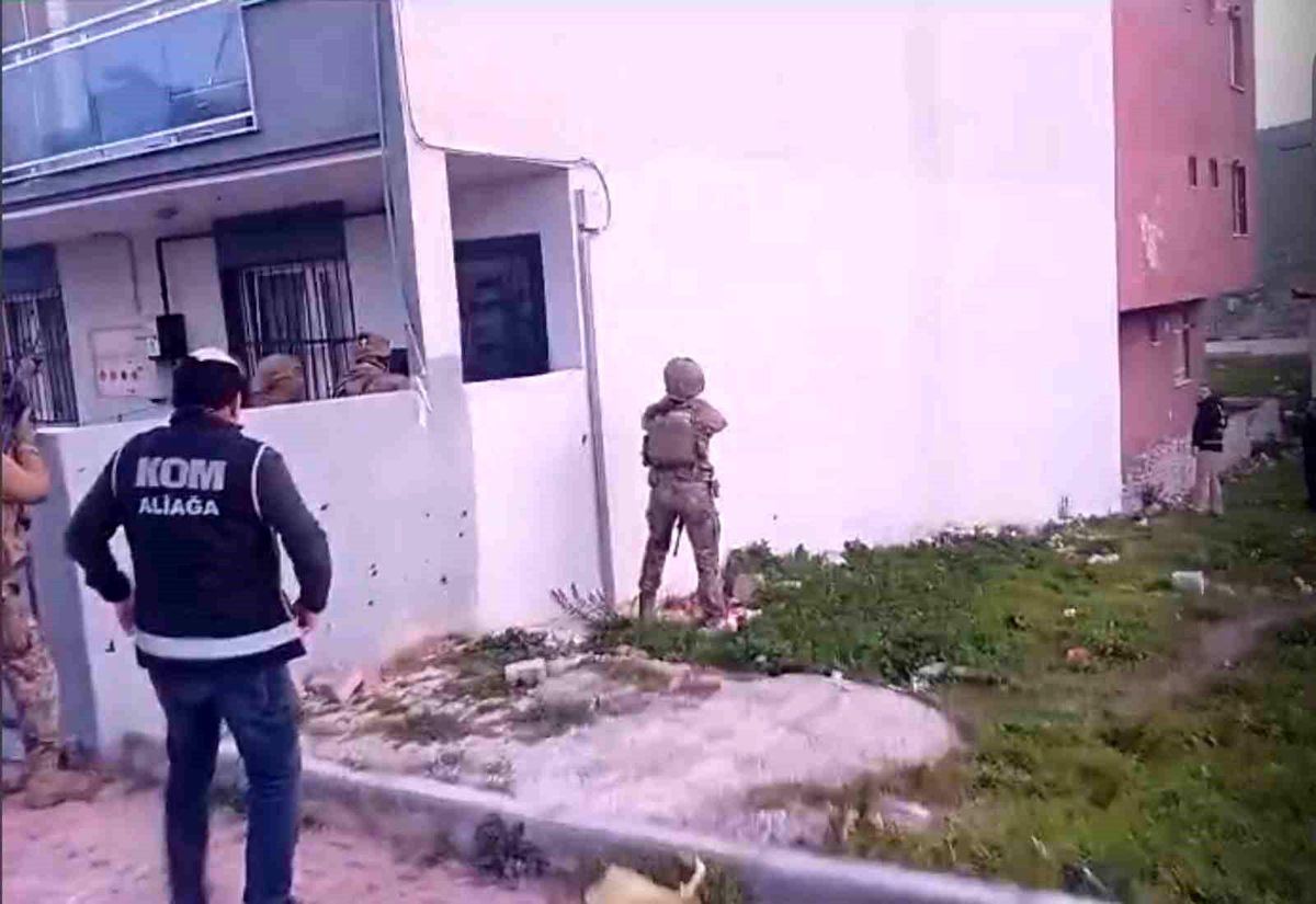 İzmir'de araç ve iş yerine yönelik silahlı saldırıda 2 tutuklama