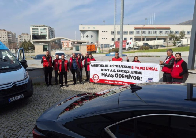 karsiyaka belediye baskani na protesto soku 19665231 4039 m