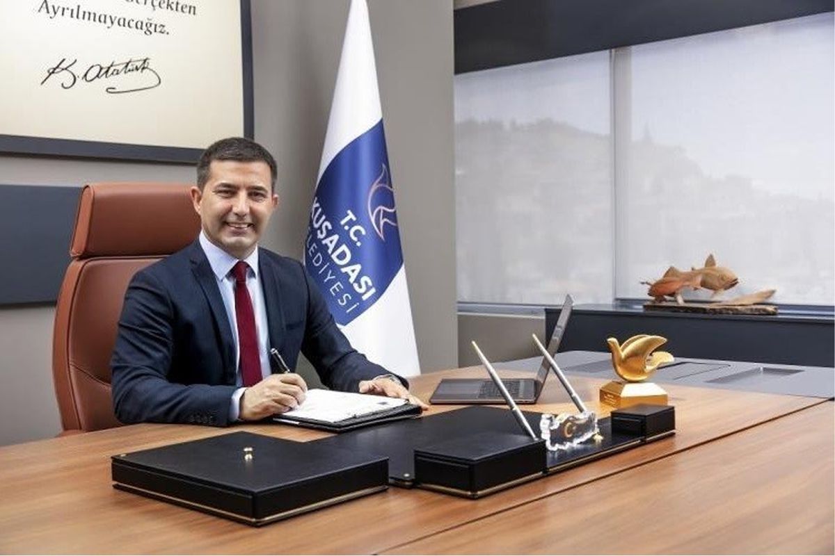 Kuşadası Belediye Başkanı Ömer Günel görevden uzaklaştırıldı