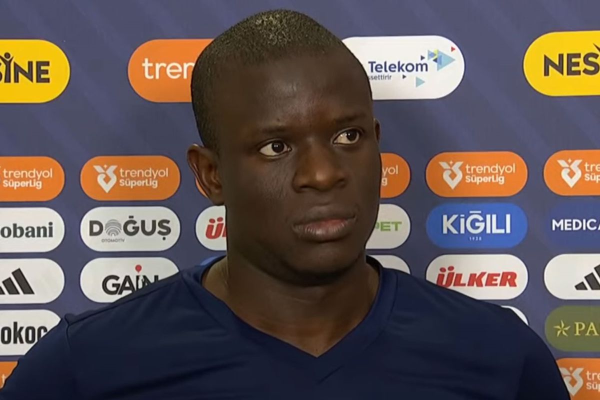 Mütevazılığında bu kadarı! N'Golo Kante attığı golü yorumlamadı, takımın başarısına dikkat çekti