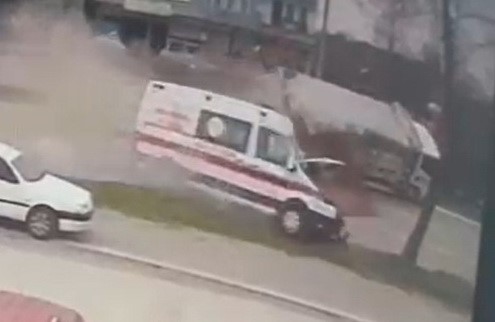 vakaya giden ambulans kaza yapti olu ve 19666341 4706 m