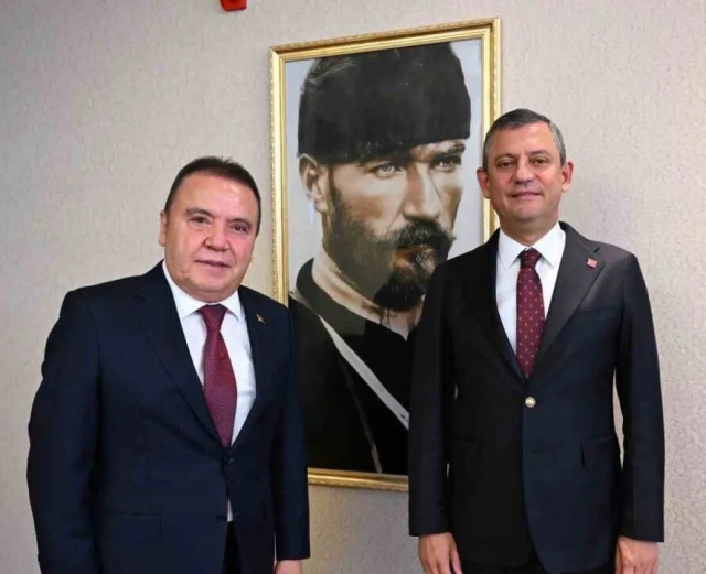 akin gurlek ten ozgur ozel e oraya niye ugradin 19668970 7443 m