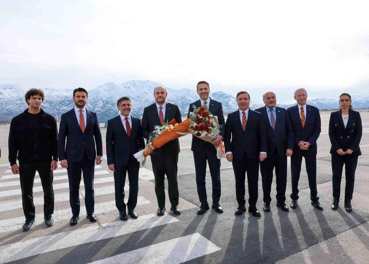 Bakan Bayraktar Erzincan'da