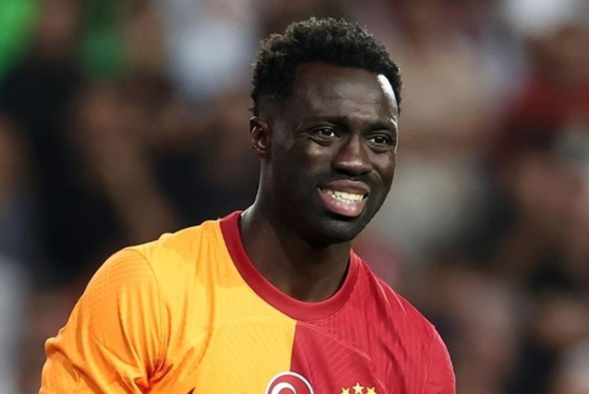 Davinson Sanchez neden yok, Davinson Sanchez Liverpool Galatasaray maçında cezalı mı, yedek mi, sakat mı, ...