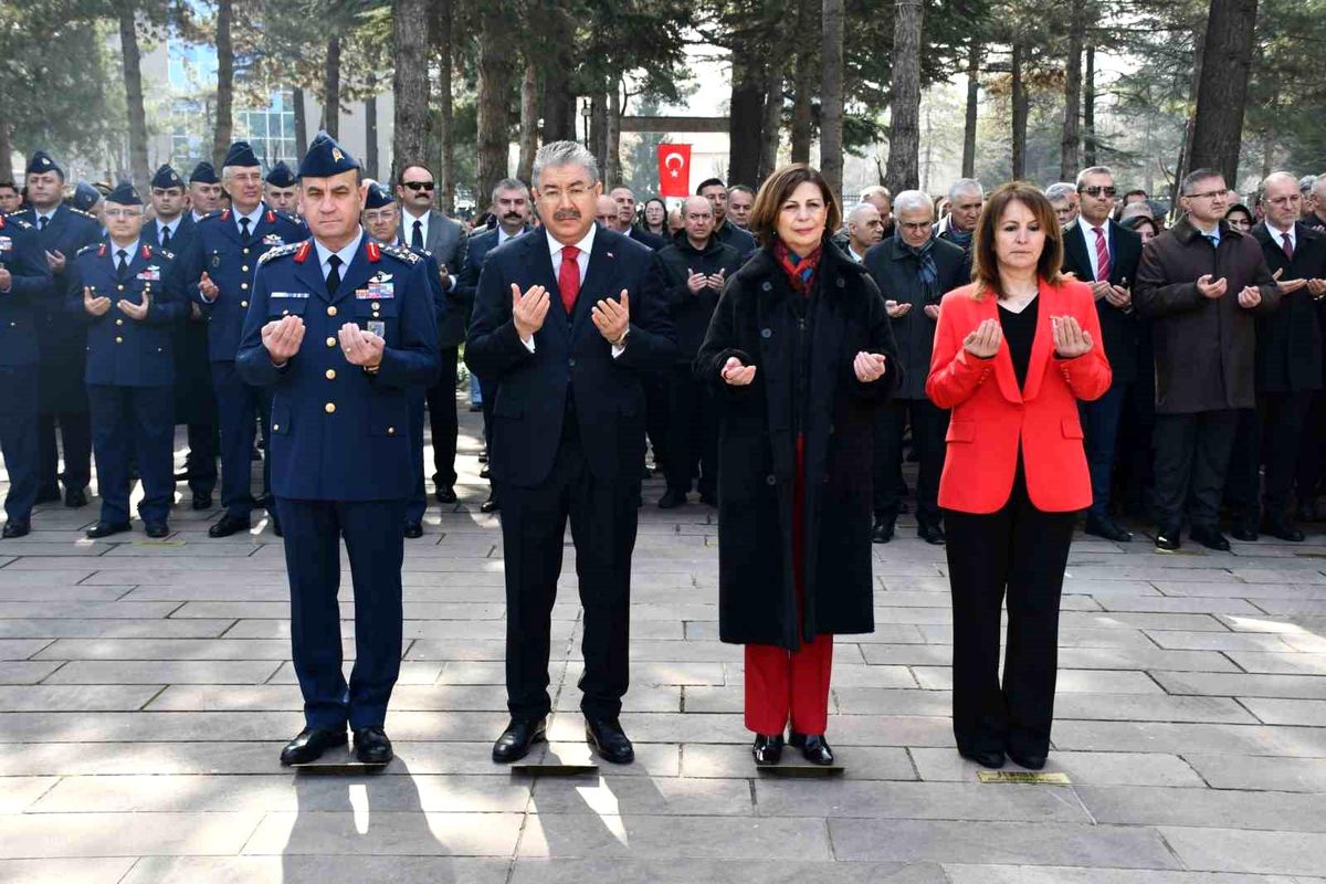 Eskişehir'de 18 Mart Şehitleri Anma Günü ve Çanakkale Deniz Zaferi törenle kutlandı