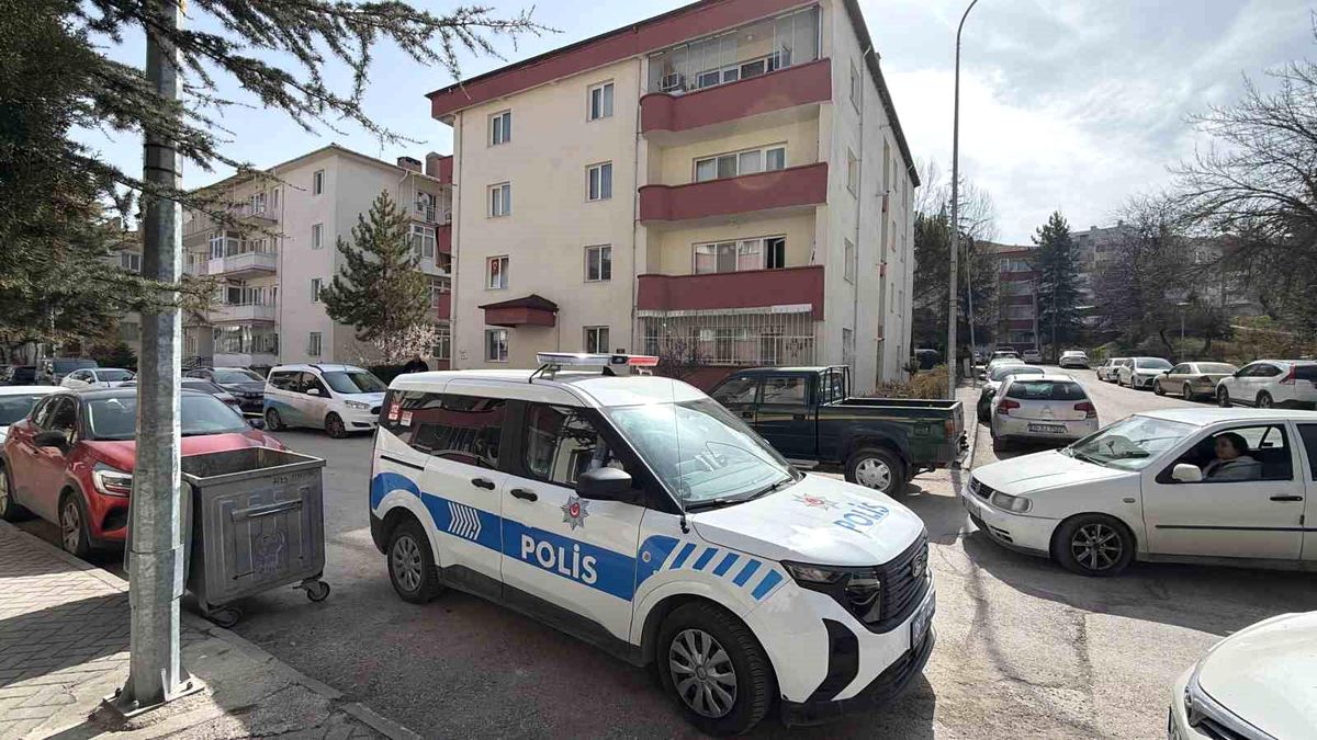 Eskişehir'de yalnız yaşlı kadın evinde ölü bulundu