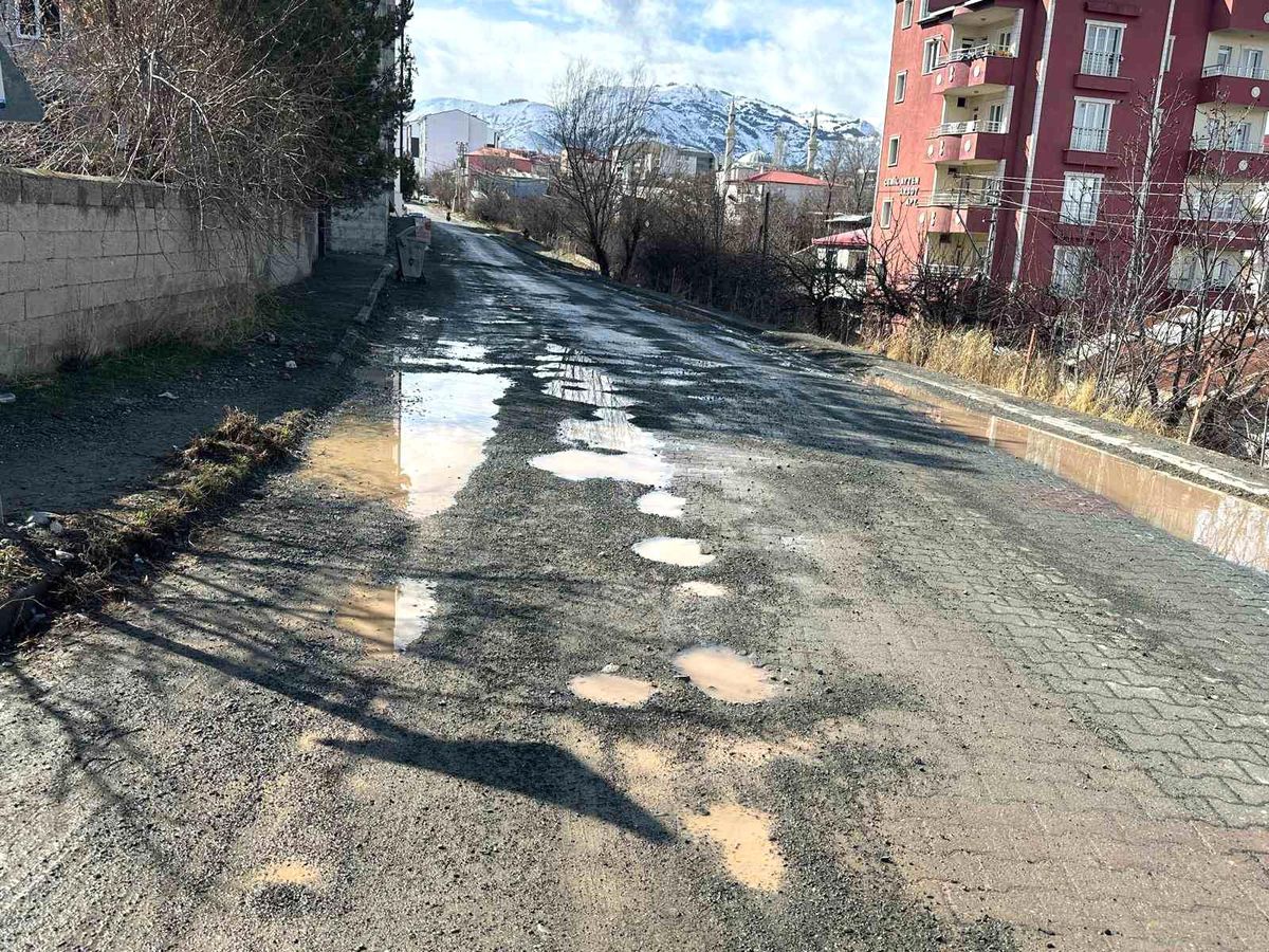 Kağızman'da yol çilesi yıllardır çözüme kavuşmadı
