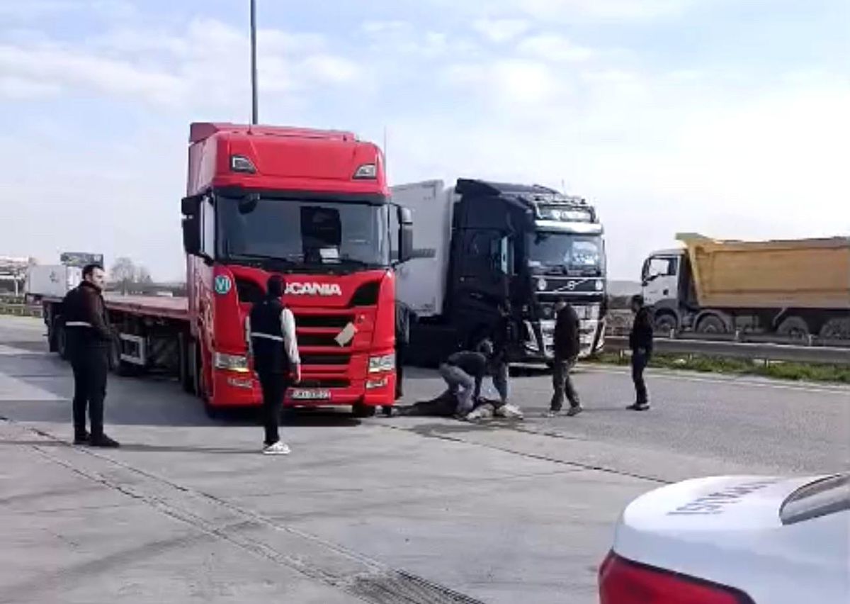 Kapıkule'de fenalaşan tır şoförü hayatını kaybetti