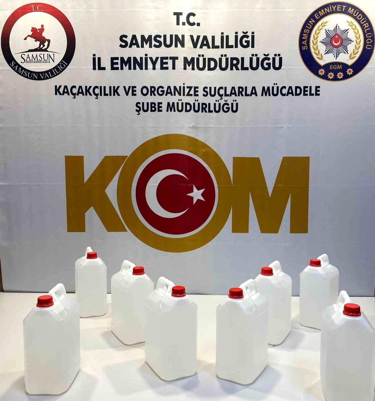 Samsun'da 40 litre kaçak etil alkol ele geçirildi
