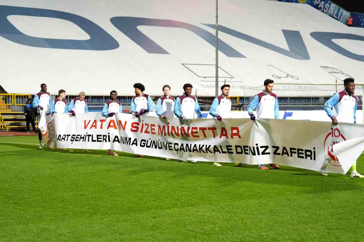 Trendyol Süper Lig: Eyüpspor: 0 Trabzonspor: 0 (Maç devam ediyor)
