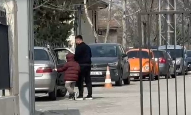 7 yil sonra annesiyle tanisan ve ilk kez anne 19670984 463 m
