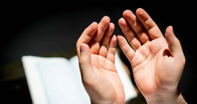 Arefe günü hangi dualar okunur, hangi zikirler çekilir? Arefe günü 1000 İhlas ne zaman okunur?
