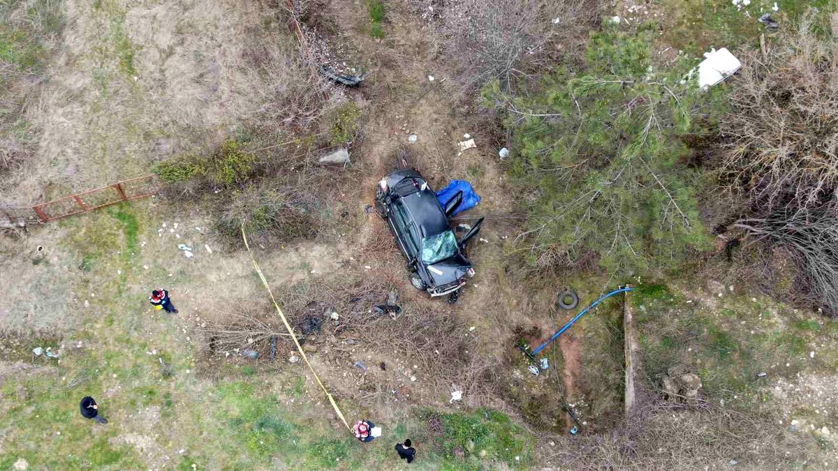 Bayram tatili yolunda feci kaza: 1 ölü, 4 yaralı