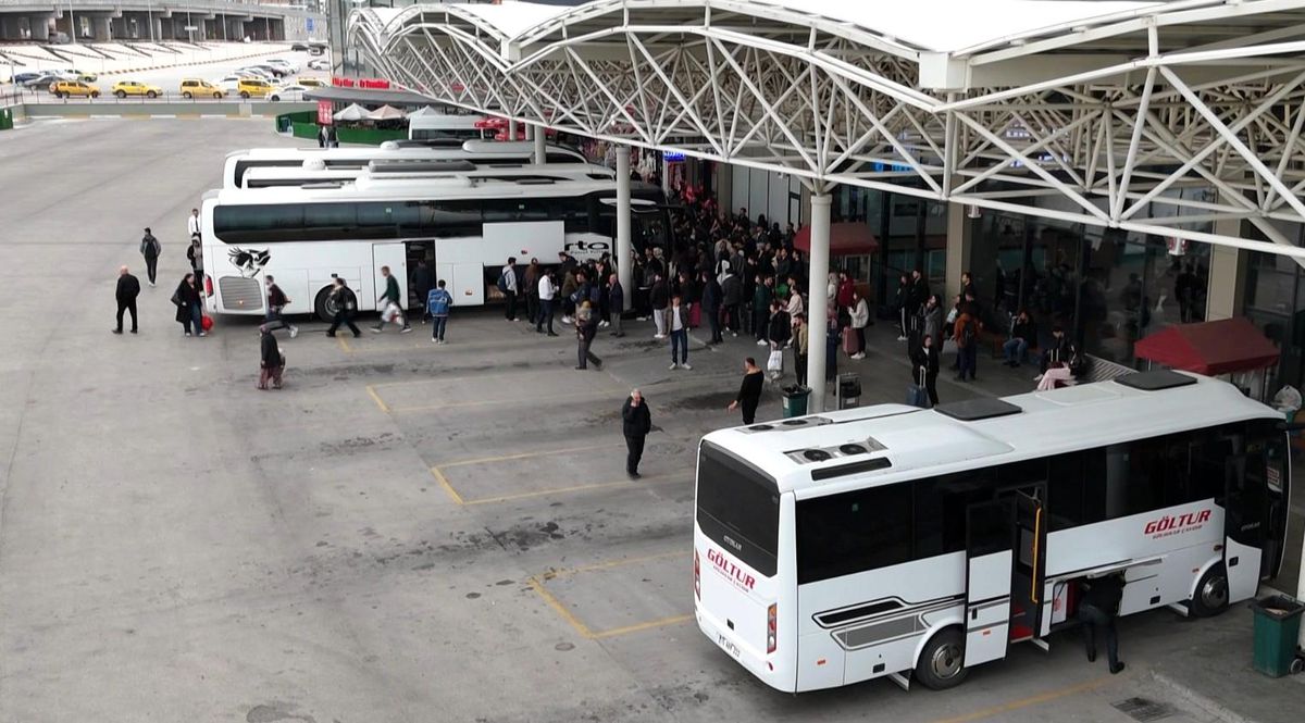Isparta Otogarı'nda biletler kısa sürede tükendi
