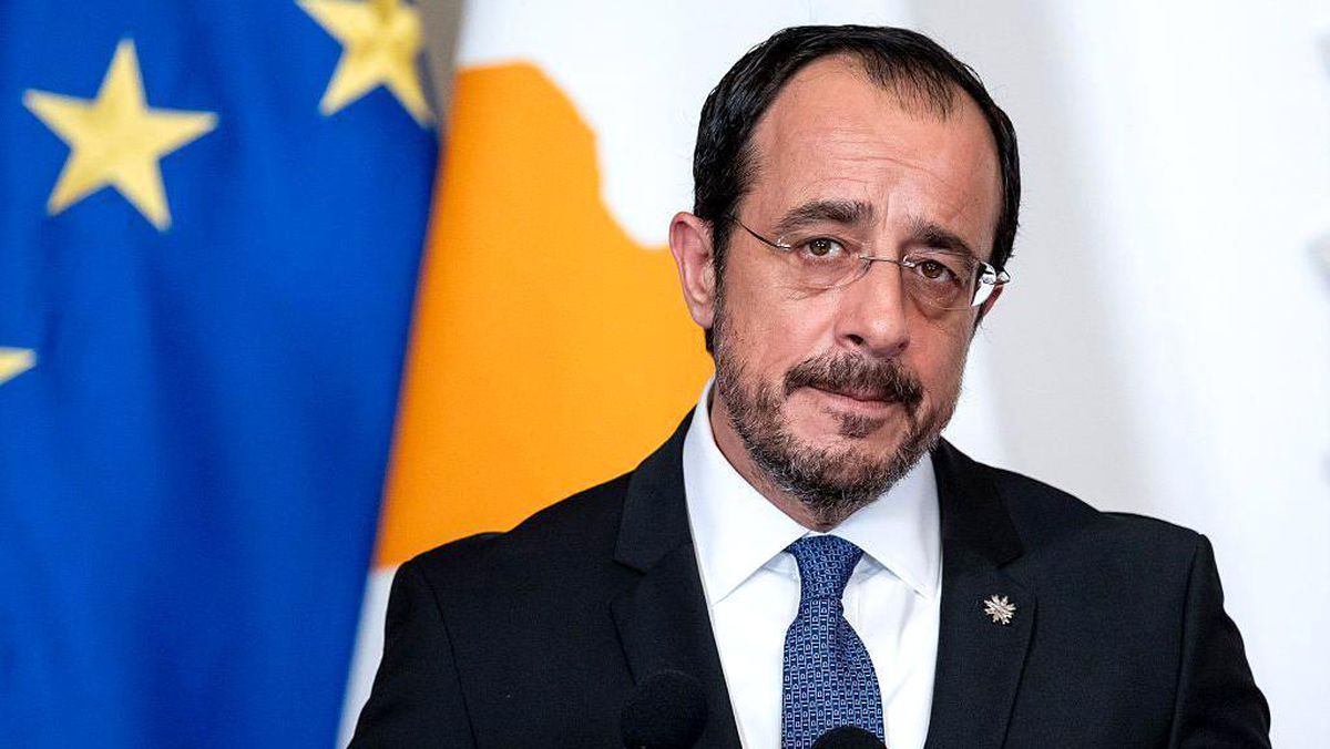 Kıbrıs Cumhurbaşkanı, İngiliz üslerinin geleceği konusunda 'hiçbir olasılığı göz ardı etmediğini' söyledi