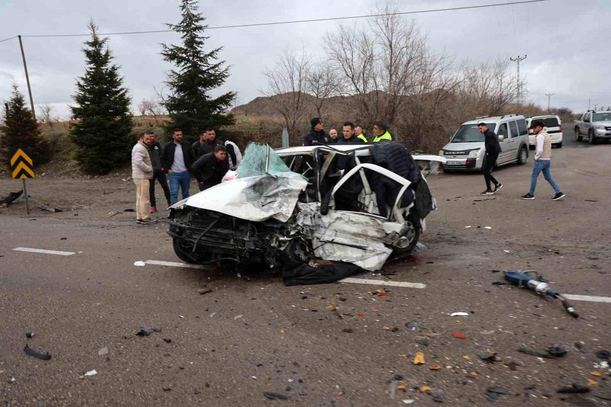 Nevşehir'de zincirleme trafik kazası: 2 ölü, 7 yaralı