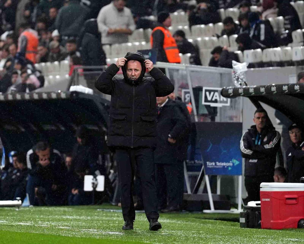 Trendyol Süper Lig: Beşiktaş: 2 Kasımpaşa: 1 (Maç sonucu)