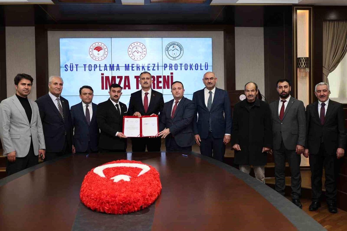 Vali Bozkurt: "Süt Toplama Merkezi Projemizle üreticimizin yanındayız"