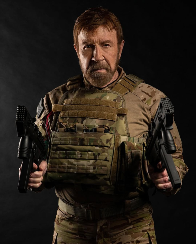 aksiyon filmlerinin efsane ismi chuck norris 19675058 1922 m