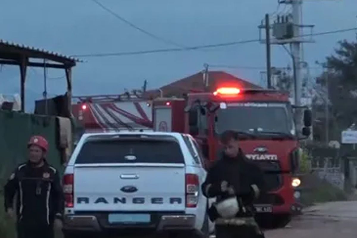 Antalya Kepez'de prefabrik/konteyner yangını: Aynı aileden anne ve 5 çocuk hayatını kaybetti