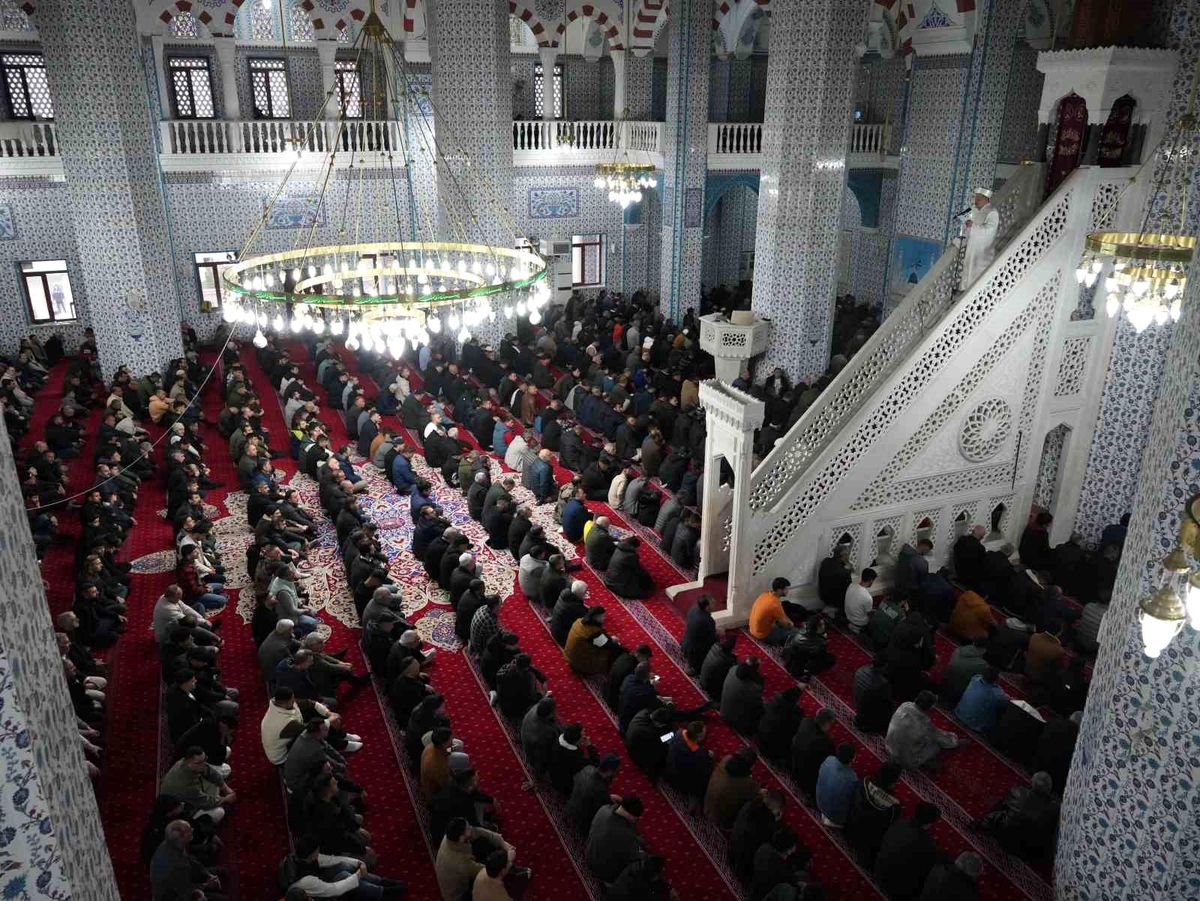 Iğdır'da bayram namazı kılındı