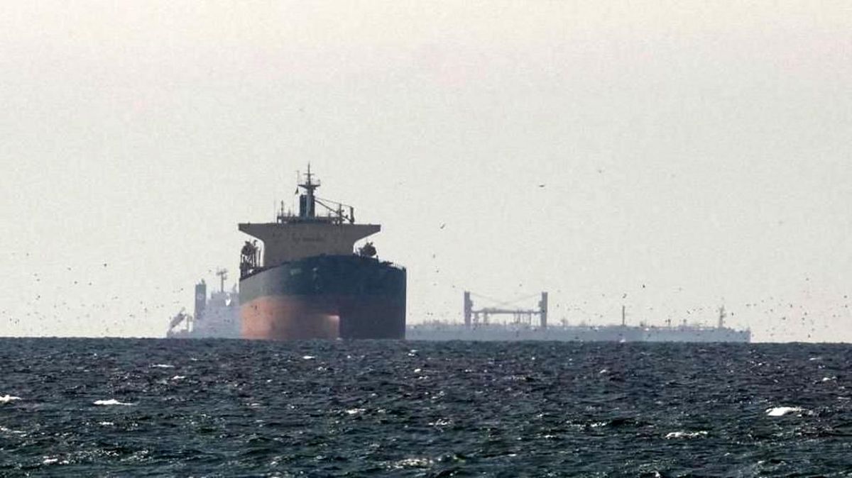 İngiltere, Hürmüz Boğazı'nı hedef alan saldırılarda ABD'ye üslerini açma kararı aldı