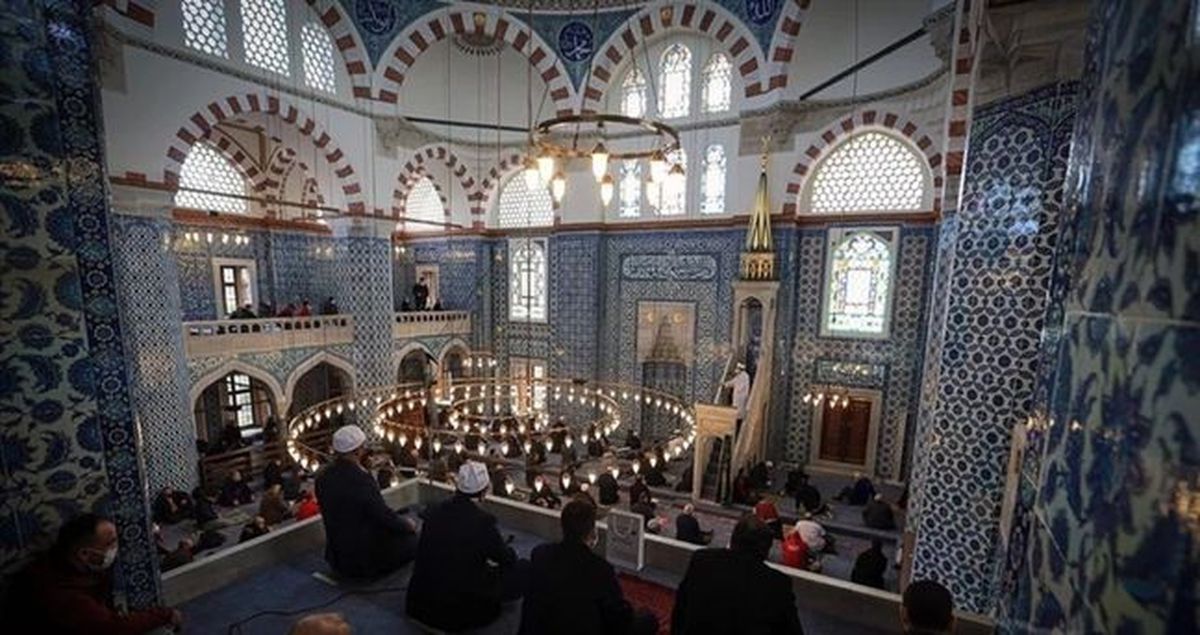 İSTANBUL, ANKARA, İZMİR CUMA NAMAZI kaçta kılınacak, ezan kaçta okunacak? Cuma namazı nasıl kılınır, kaç d...