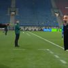 Maçın bitiş düdüğünü duyan Arda Turan kendinden geçti