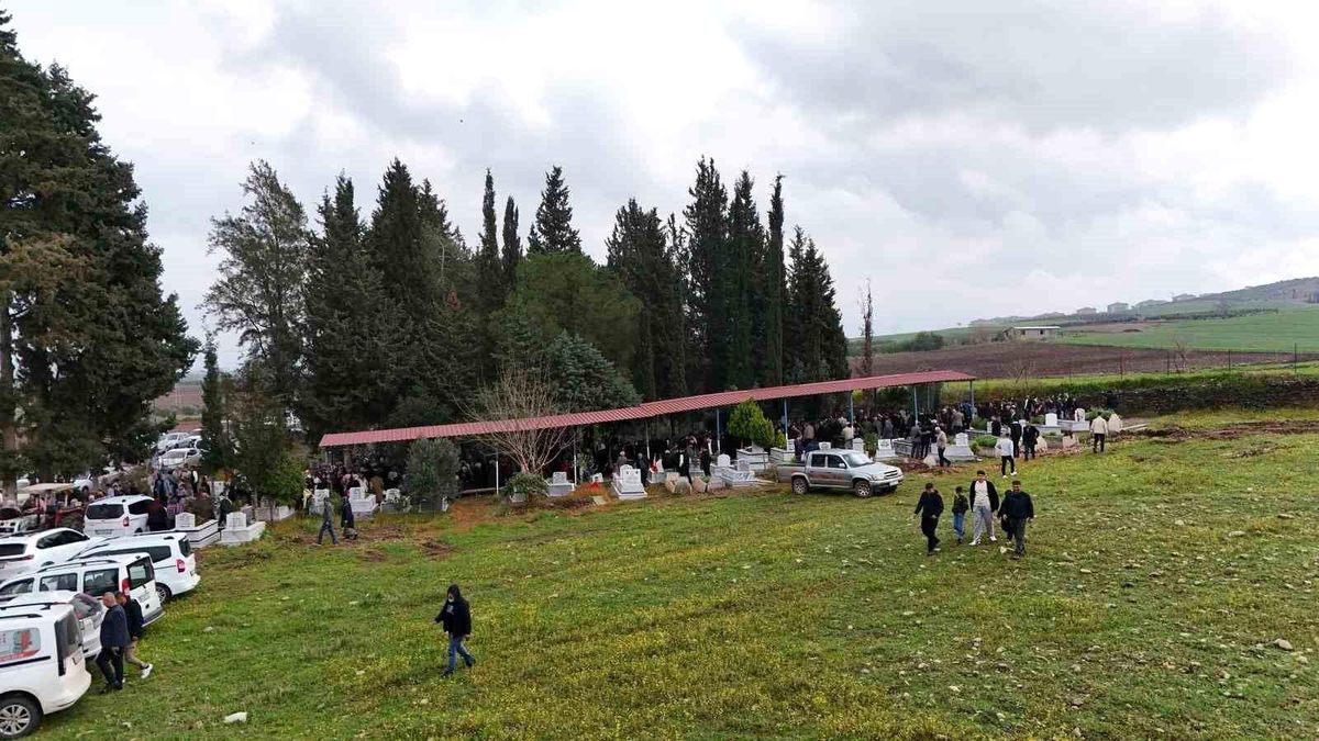 Osmaniye'de 33 yıllık bayramlaşma geleneği sürüyor