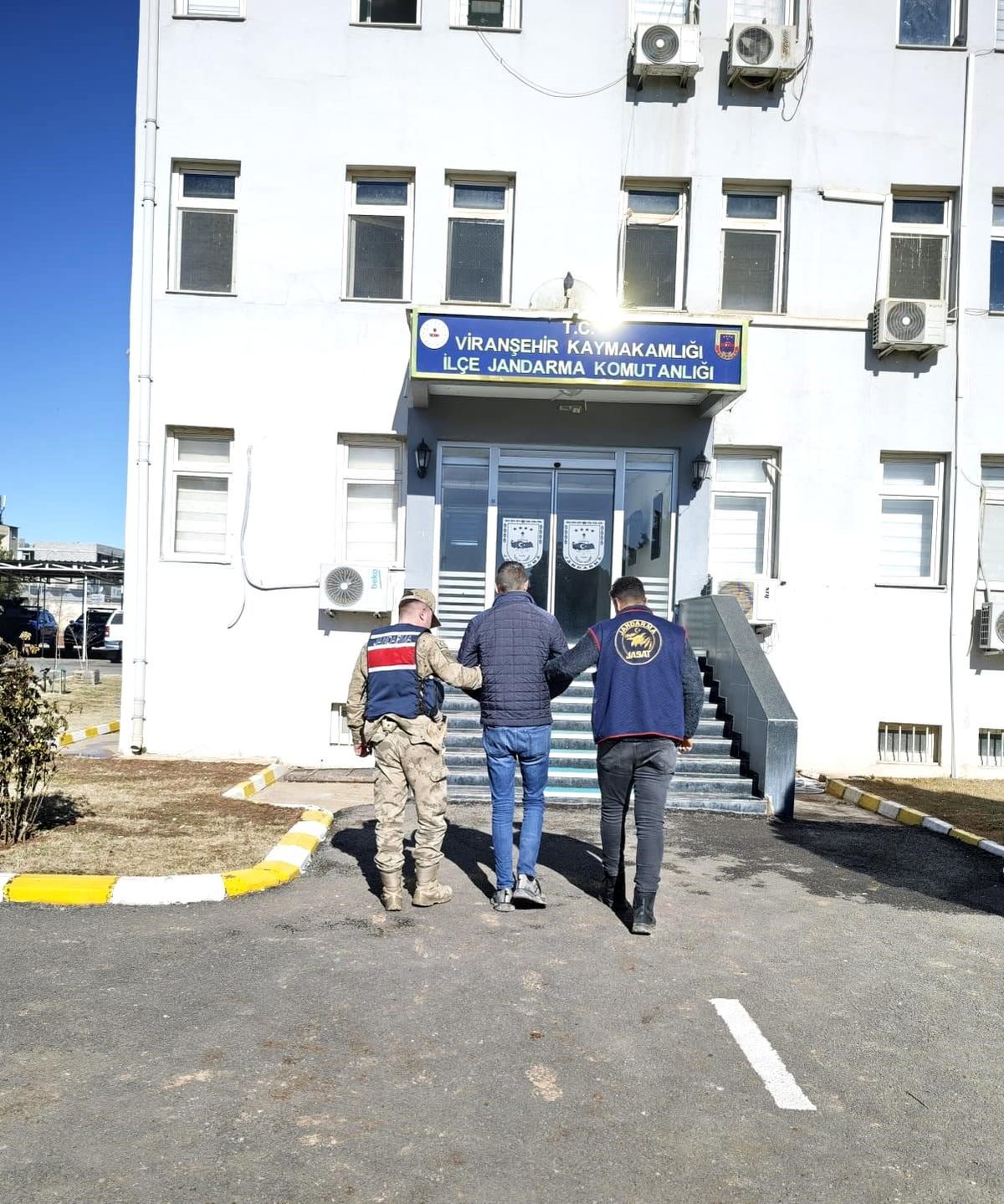 Şanlıurfa'da 10 yıl hapis cezası bulunan firari yakalandı