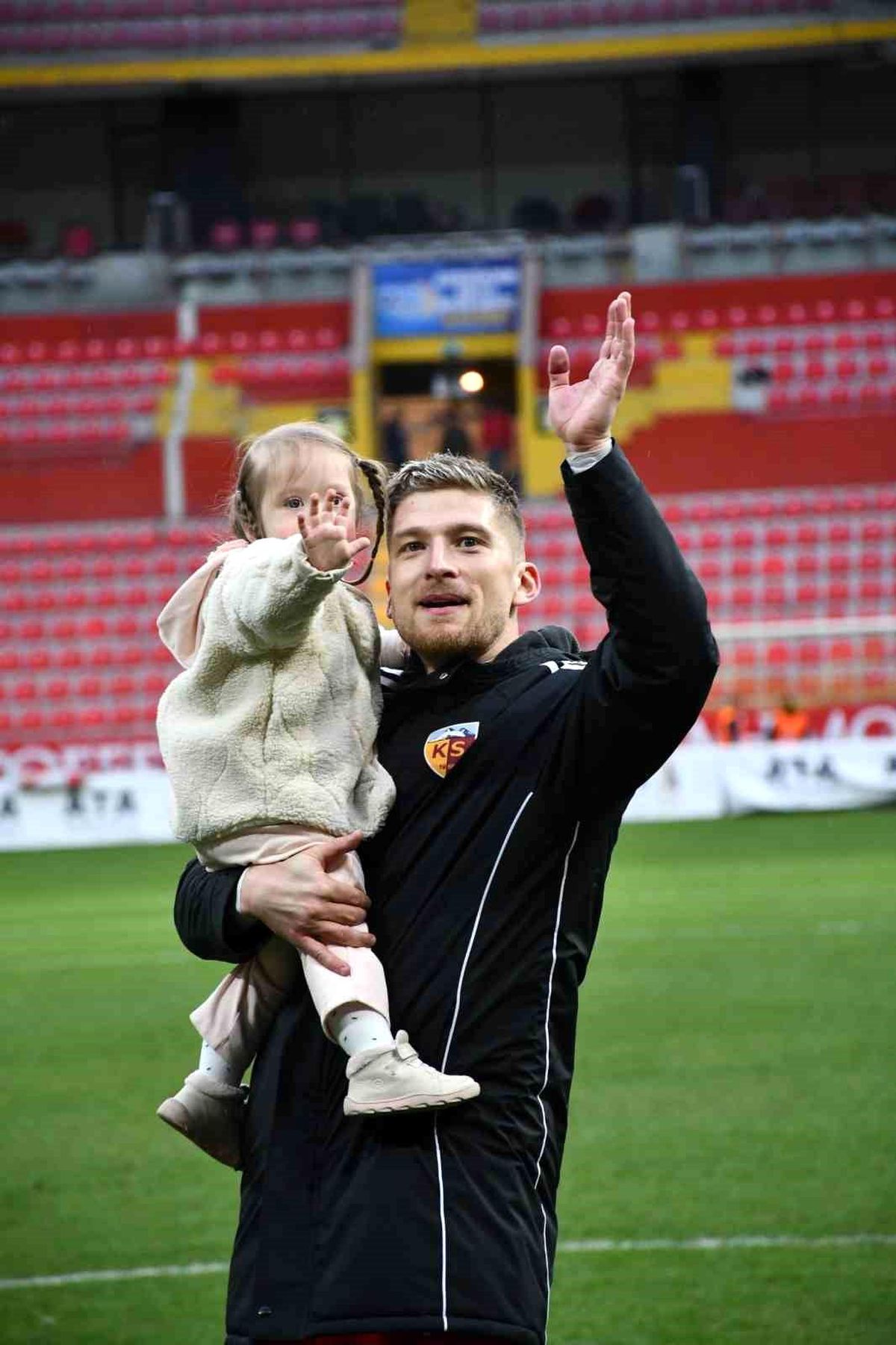 Semih Güler'den anlamlı mesaj