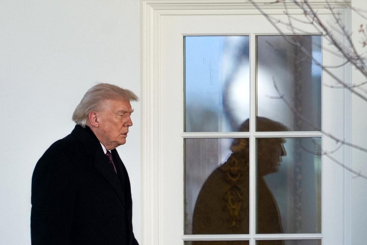 Trump: "(İran'da) Daha uzun süre kalırsak ülkelerini yeniden inşa edemeyecekler"