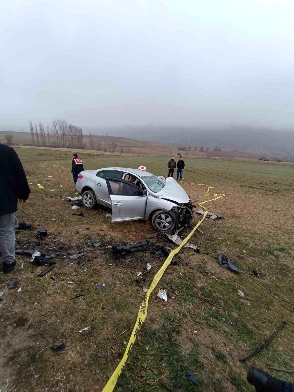 Yozgat'ta otomobiller çarpıştı: 1 ölü, 5 yaralı
