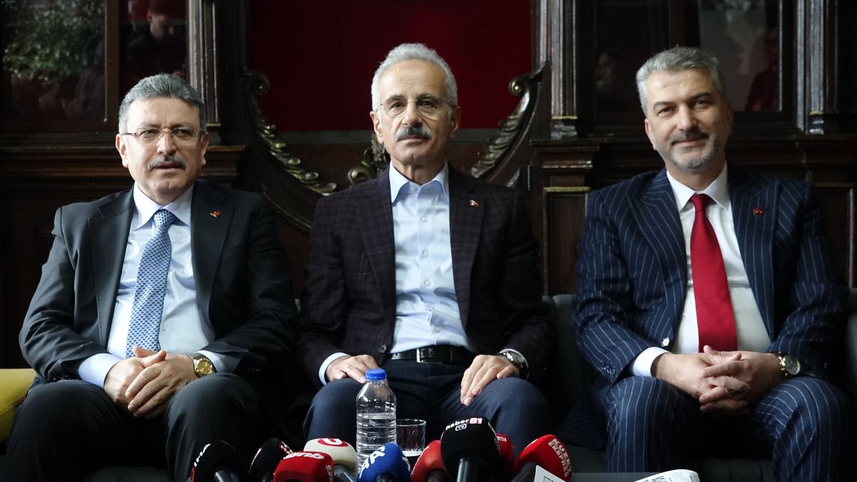 Bakan Uraloğlu: Türkiye, gerçekten bir güven adası