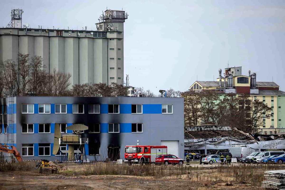 Çekya'da İsrailli silah şirketiyle bağlantılı fabrika ateşe verildi