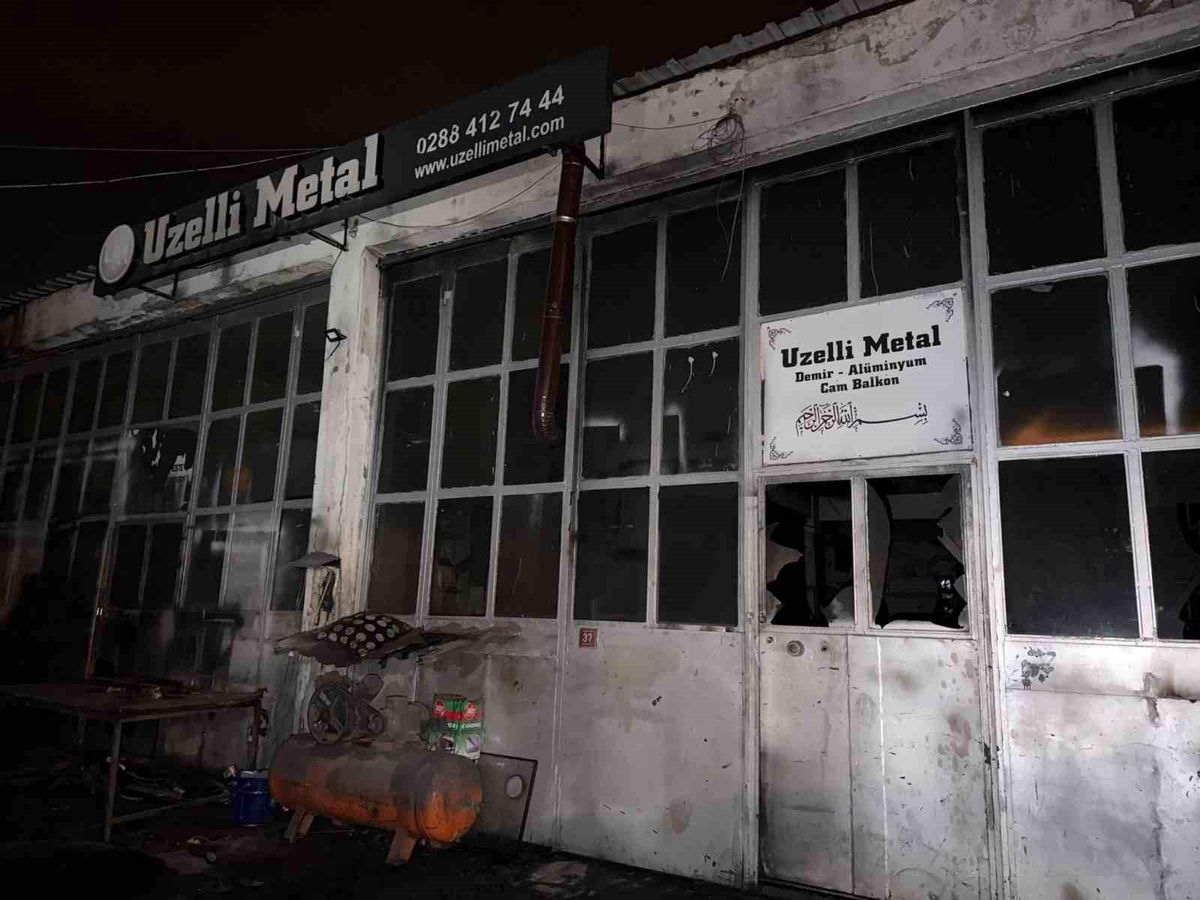 Demirci dükkanında patlama: 1 ölü, 2 yaralı