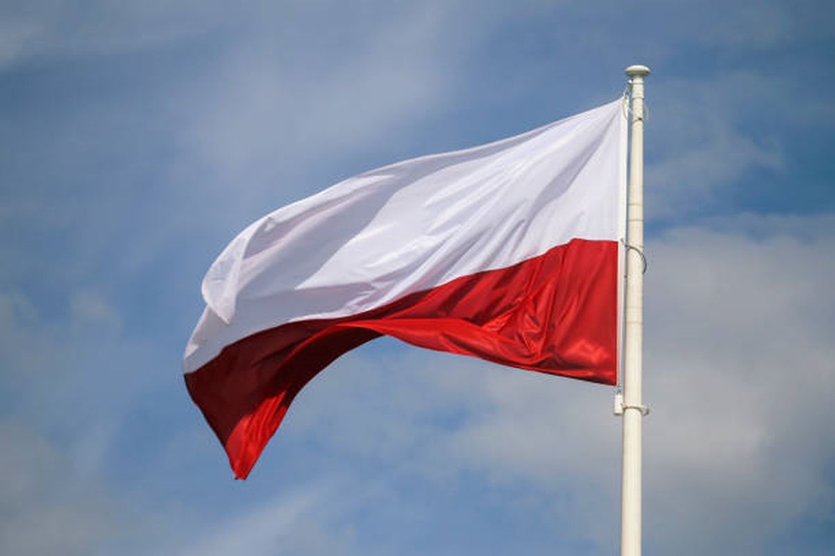 Polonya, Irak'ta görev yapan askerlerini tahliye etti
