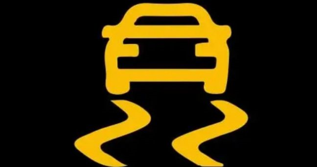RENAULT ARIZA LAMBALARI VE ANLAMLARI (Clio, Megane, Fluence, Kangoo) Renault arıza lambaları neden yanar, nasıl söndürülür?