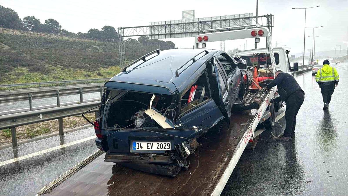 Sultangazi Cebeci Tüneli'nde art arda iki kaza: 9 yaralı