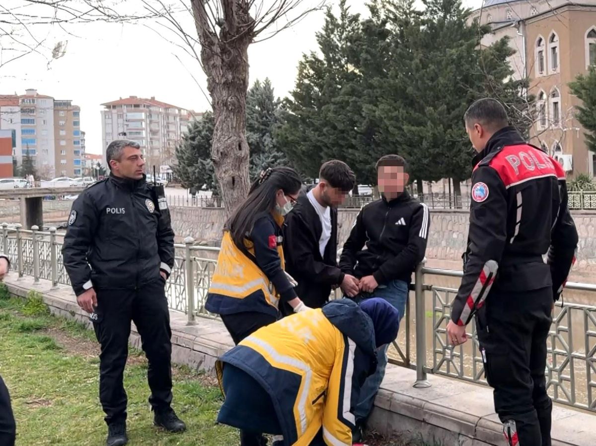Aksaray'da akranı tarafından bıçaklanan 16 yaşındaki çocuk yaralandı
