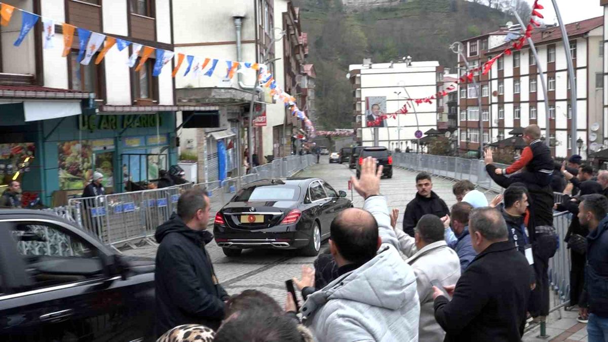 Cumhurbaşkanı Erdoğan Ramazan Bayramı'nı Güneysu'da Geçirdi