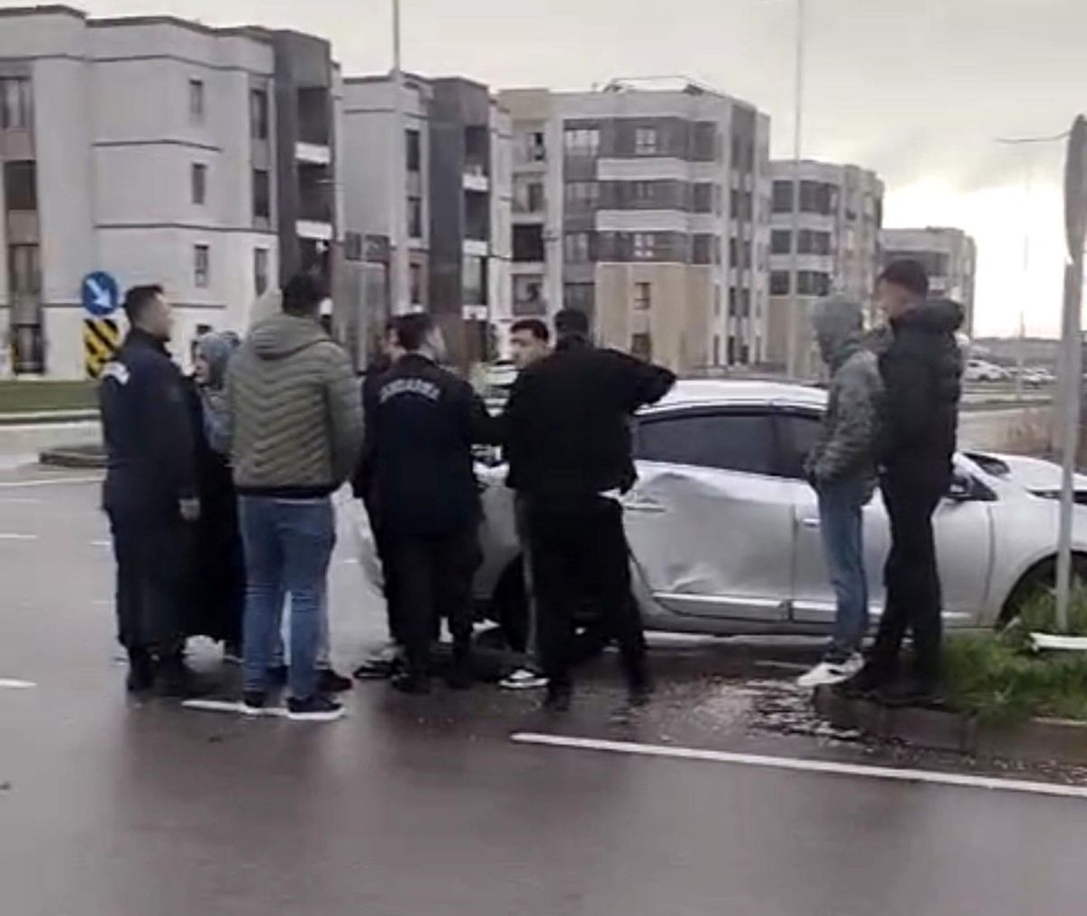 Diyarbakır'da kaza sonrası gerginlik